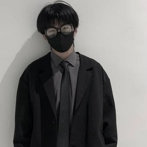 亚洲偷自精品三十六区
